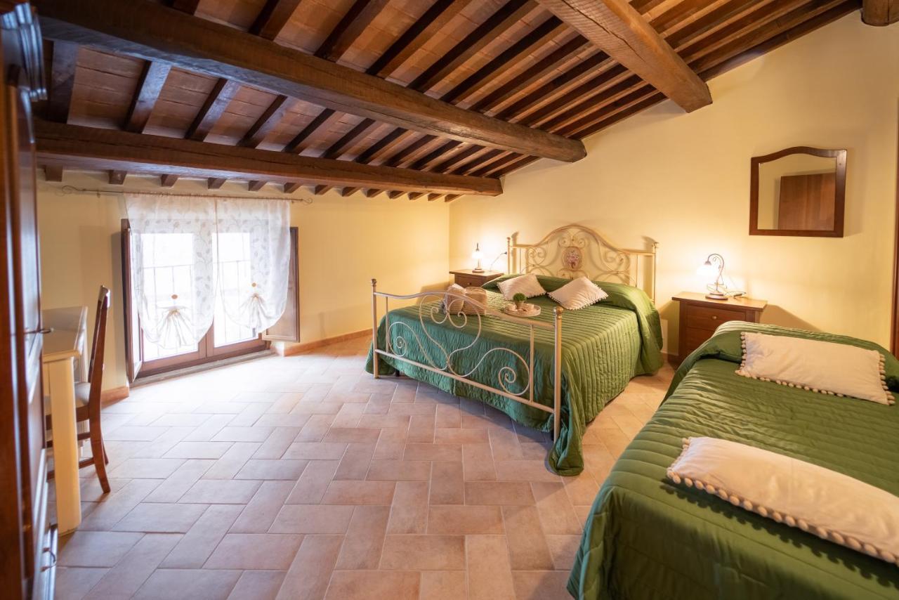 Albergo La Loggia Di San Martino グアルド・タディーノ エクステリア 写真