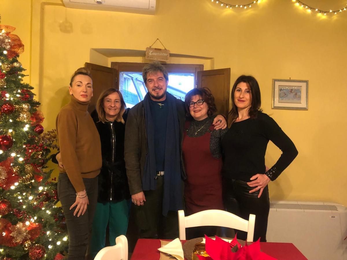 Albergo La Loggia Di San Martino グアルド・タディーノ エクステリア 写真